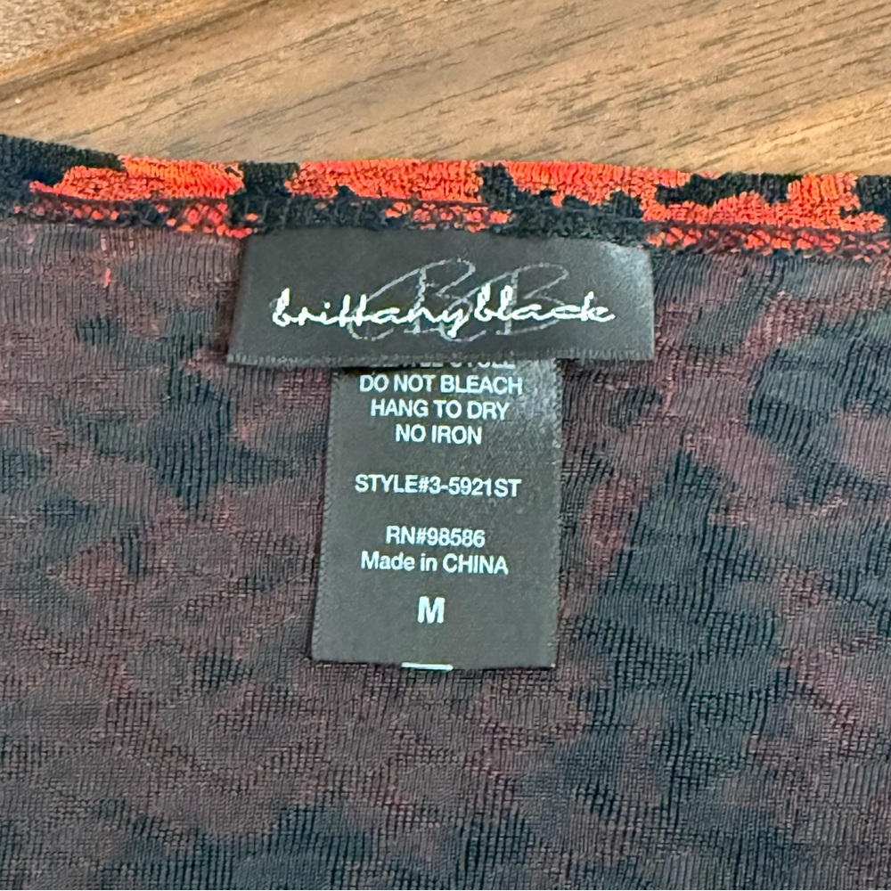 Brittany Black Red Black Floral Tie Front Ring Accent Cardigan Top Medium - Picture 6 of 8